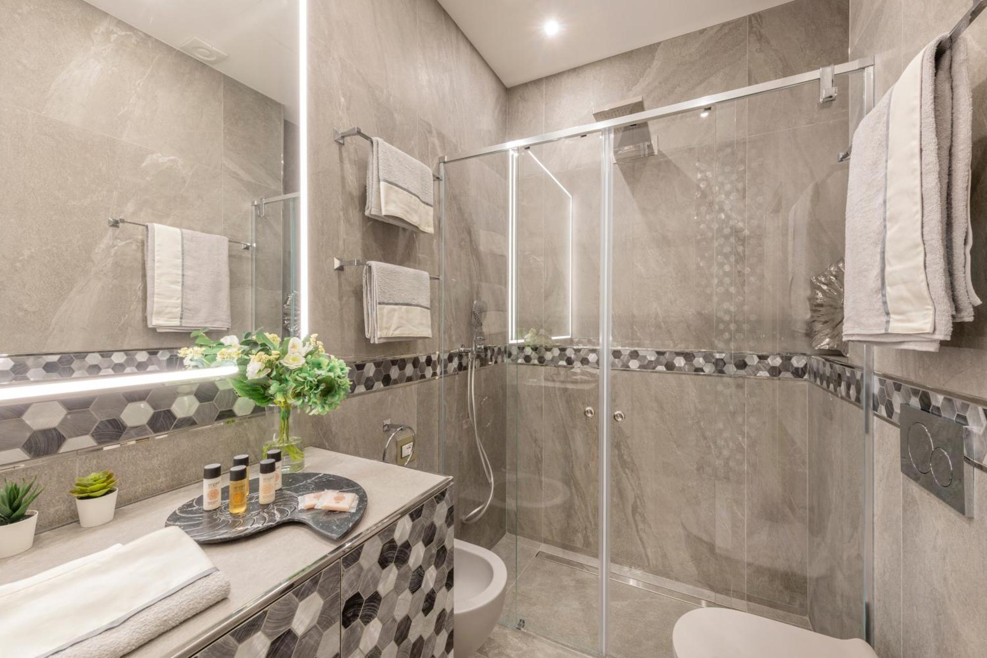 Falcone, 5 - Downtown Apartment Милано Екстериор снимка